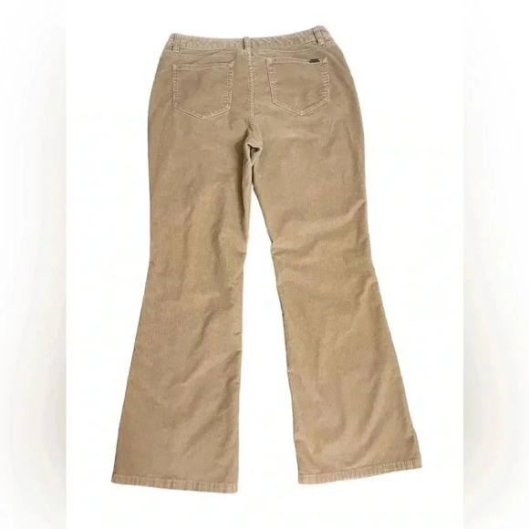 L.L. Bean Favorite Fit Straight Leg Khaki Tan Corduroy Women’s Pants size 10 Reg - Picture 1 of 16